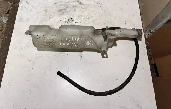 Mitsubishi Colt Lamp washer fluid tank MN105383 A4548600060