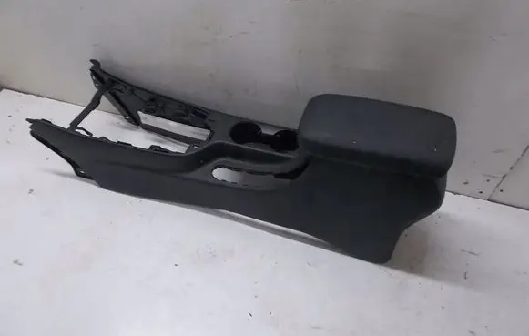 KIA Sportage Center console PODOKIETNIK