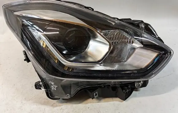 Suzuki Swift III Headlight/headlamp 