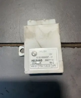 BMW 7 E65 E66 Tailgate/trunk control unit/module 6959337 55892110 050460536