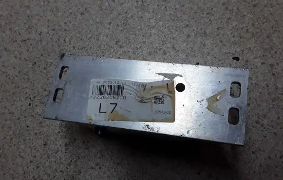 Mercedes-Benz S W223 Radiator support slam panel bracket A2236206200