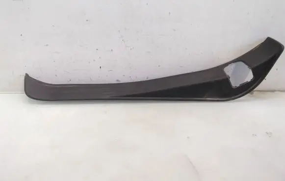 Subaru Legacy Rear sill trim cover