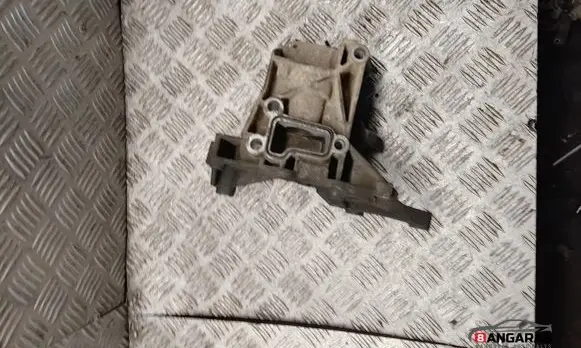 Audi A6 S6 C6 4F Power steering pump mounting bracket 059145169