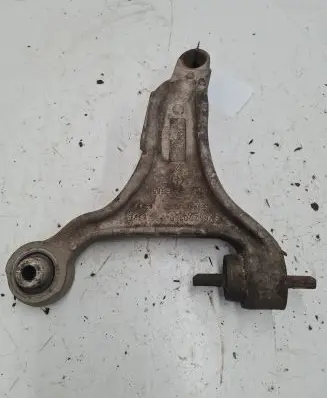 Volvo V70 Front lower control arm/wishbone P8649545