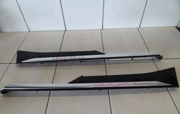 Opel Grandland X Rear arch trim YP00051177