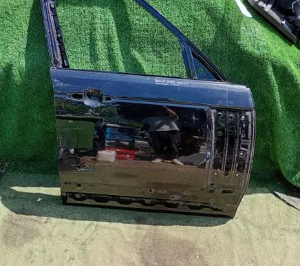 Land Rover Range Rover L405 Front door 
