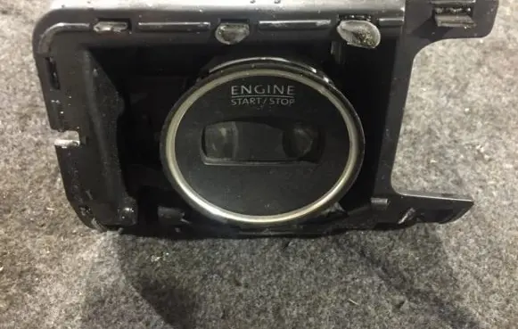 Volkswagen PASSAT B6 Ignition lock contact 3C0905843Q