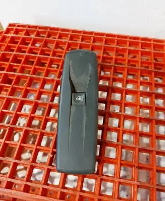 Renault Laguna III Electric window control switch 809600750R 0046121
