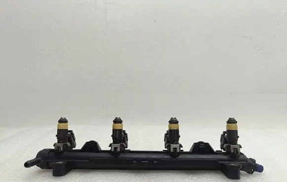 Seat Ibiza IV (6J,6P) Fuel main line pipe 036971824A
