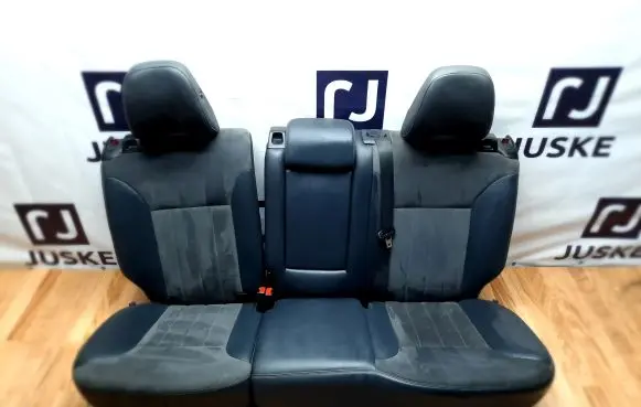 Rear seat