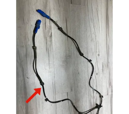 Citroen C3 ABS rear brake sensor 9805066080