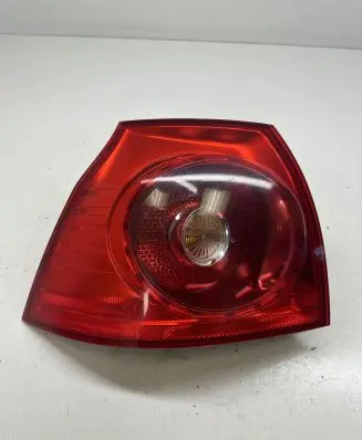 Volkswagen Golf V Rear/tail lights 1K6945095E
