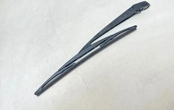 Honda CR-V Rear wiper blade arm 35610