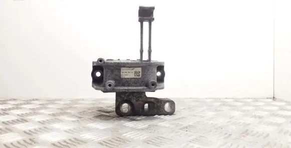 Audi A3 S3 8V Engine mount bracket 5Q0199262CS