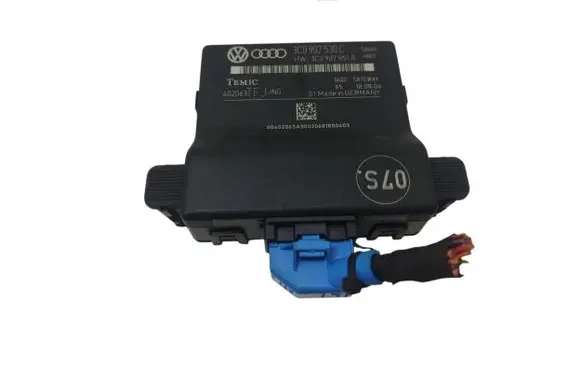 Volkswagen PASSAT B6 Gateway control module 3C0907530C 3C0907951A