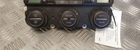 Volkswagen PASSAT B6 Climate control unit