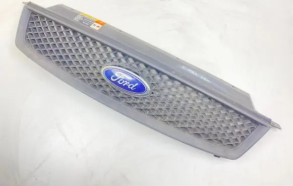 Ford Focus C-MAX Front grill 3M51R8138