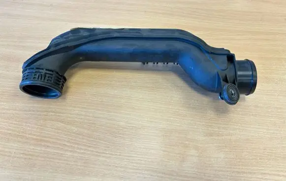 Volkswagen PASSAT B6 Intercooler hose/pipe 3C0145762A 3C0145762AL 3C0145770E