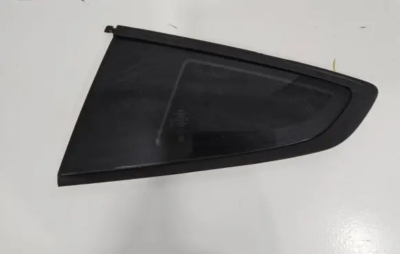 Ford Mustang VI Rear side window JR3B6329701AB JR3B-6329701-AB