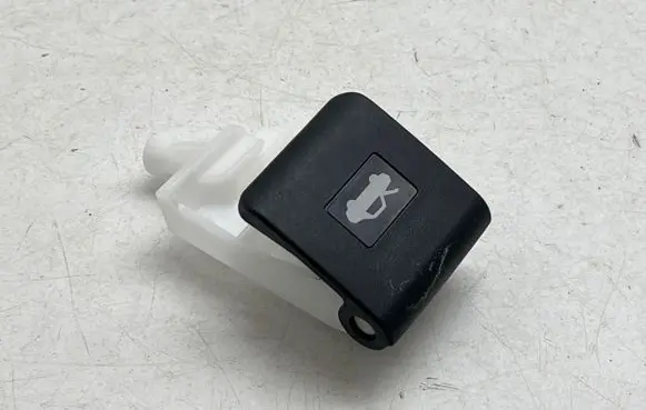 Toyota Land Cruiser (J150) Engine bonnet (hood) release handle 5363152010