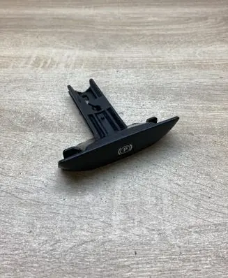 Mercedes-Benz C W204 Hand brake release handle A2044270020