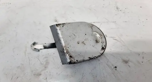 Opel Zafira A Front tow hook cap/cover 90580633