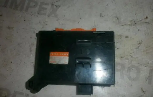Toyota Avensis T220 Comfort/convenience module 8865005080 1883003241