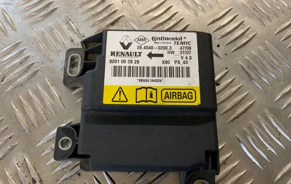 Dacia Sandero Airbag control unit/module 8201002829