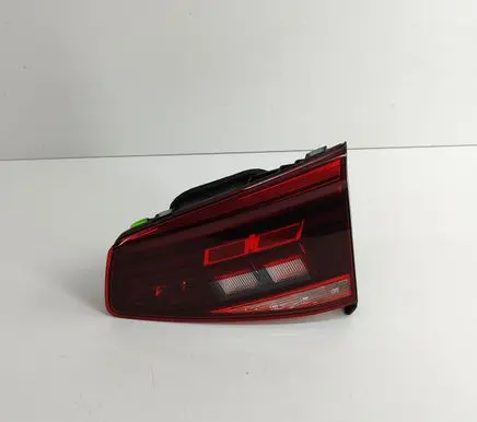 Volkswagen PASSAT B8 Tailgate rear/tail lights 3G9945094J