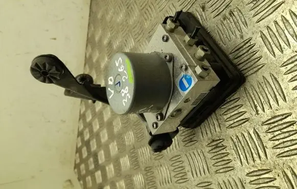 Polestar 4 ABS Pump 6608124695