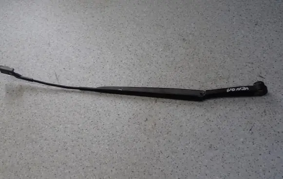 KIA Venga Front wiper blade arm
