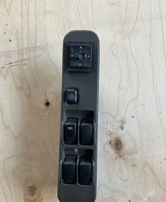 Mitsubishi Pajero Sport I Electric window control switch