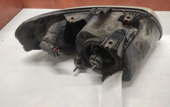 Chrysler Voyager Headlight/headlamp KSCS090