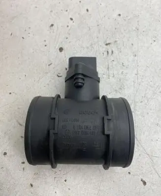 Audi A2 Mass air flow meter 057906461A