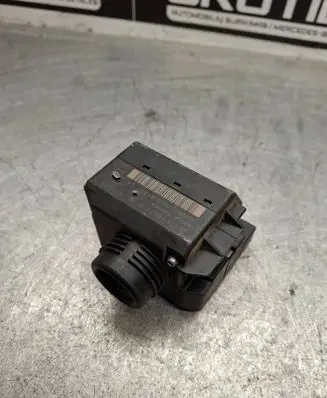 Mercedes-Benz E W211 Ignition lock 2115451408 33002209 6008662780206192