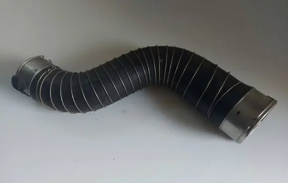 Mercedes-Benz C W204 Intercooler hose/pipe S21629A