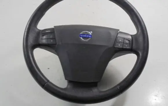 Volvo V50 Steering wheel 8687335