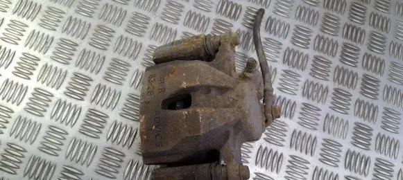 Toyota RAV 4 (XA30) Front brake caliper