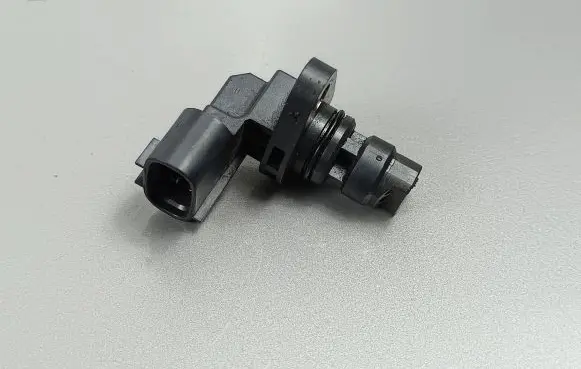 Suzuki Vitara (LY) Camshaft speed sensor J5T3507 M16216
