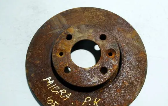 Nissan Micra Front brake disc ventiliuojamas