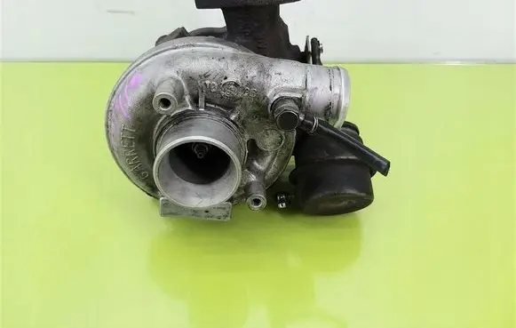 Audi 80 90 S2 B4 Turbo 028145701T