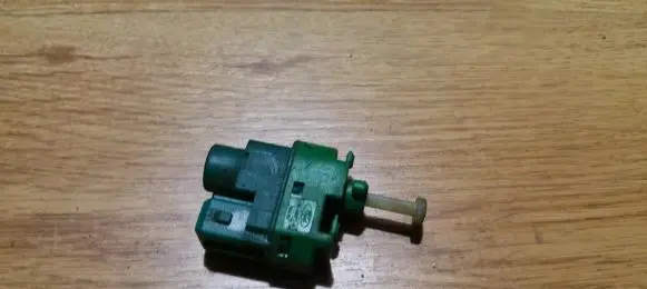 Ford Mondeo Mk III Brake pedal sensor switch 94bb9c872ac 94bb-9c872-ac