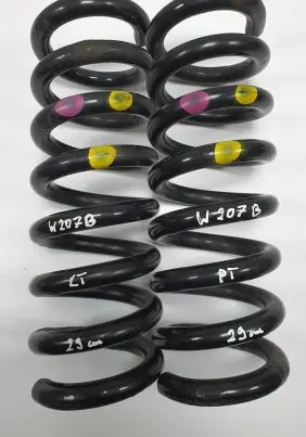 Mercedes-Benz E C207 W207 Rear coil spring