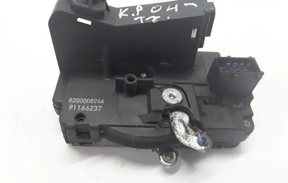 Renault Trafic II (X83) Front door lock