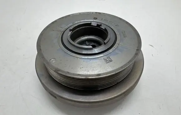 BMW X3 G01 Crankshaft pulley 9888452