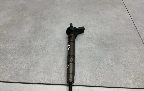 Audi A7 S7 4G Fuel injector 059130277CD