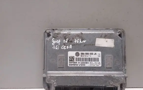 Volkswagen Golf VI Engine control unit/module 06A906033JA 5WP40826