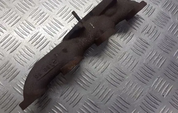 Nissan Note (E11) Exhaust manifold 468141
