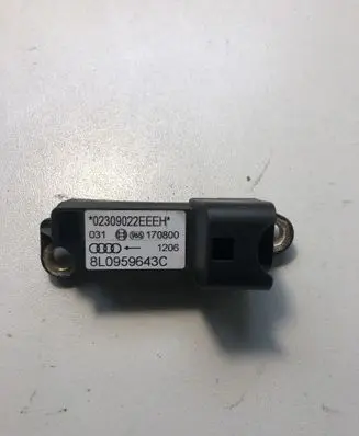 Audi A3 S3 8L Airbag deployment crash/impact sensor 8L0959643C