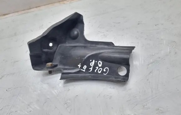 Volkswagen Golf Plus Front bumper mounting bracket 5M0823602B